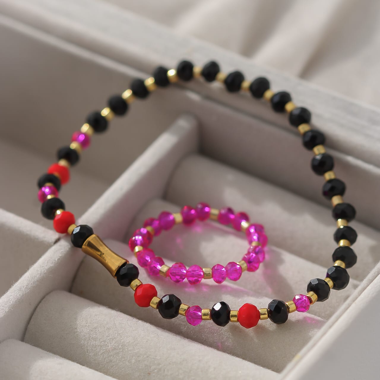 Monica Ring, Glaskristallen