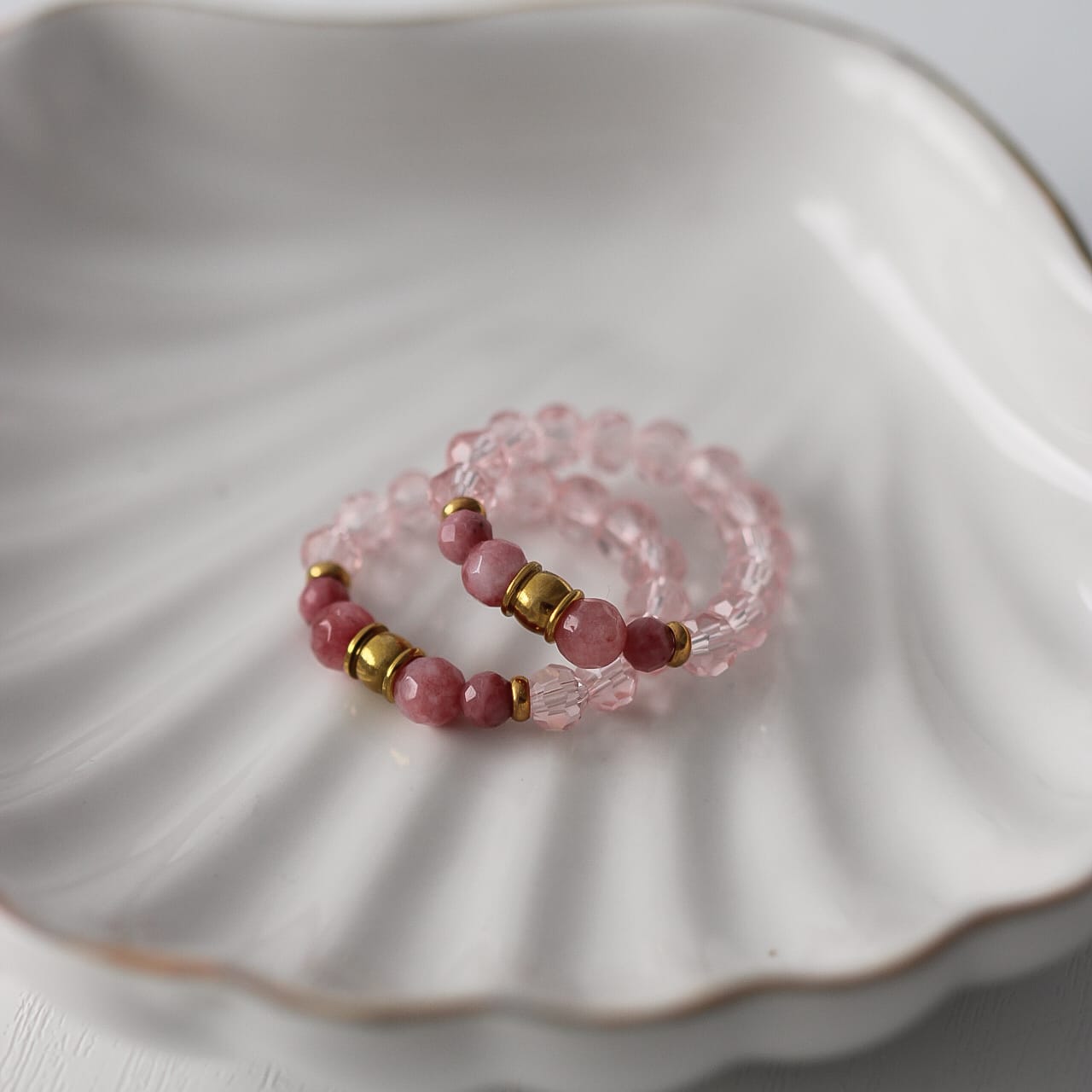 Katarina Ring, Rhodonit