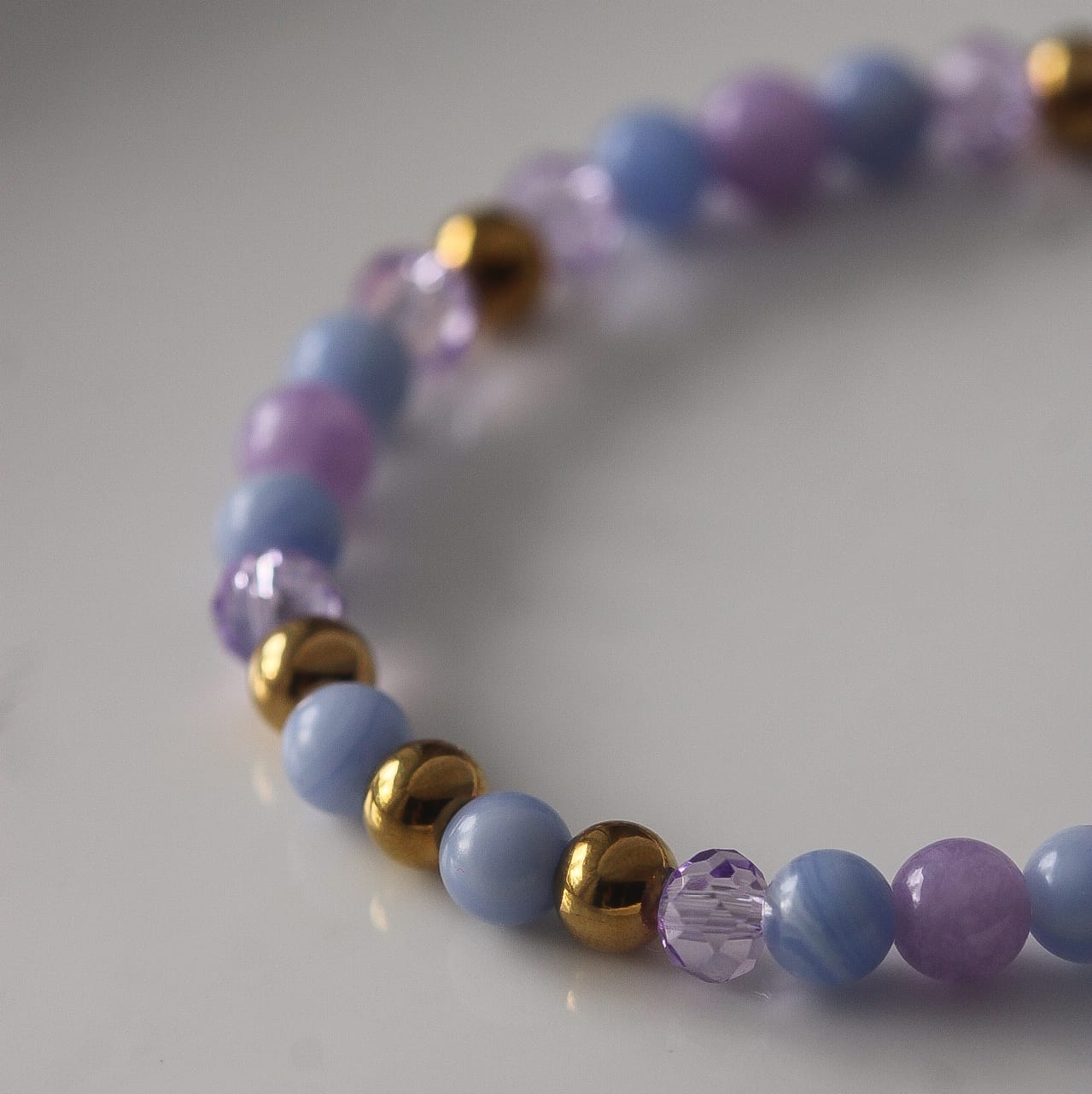Wioleta Armband, Edelsteine