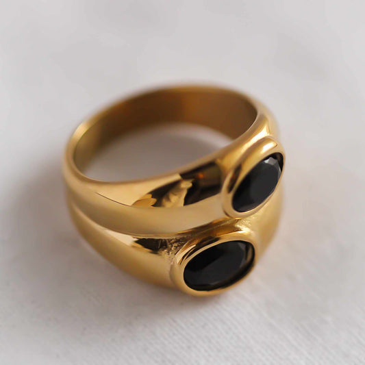 Sora Ring, vergoldeter Edelstahl.