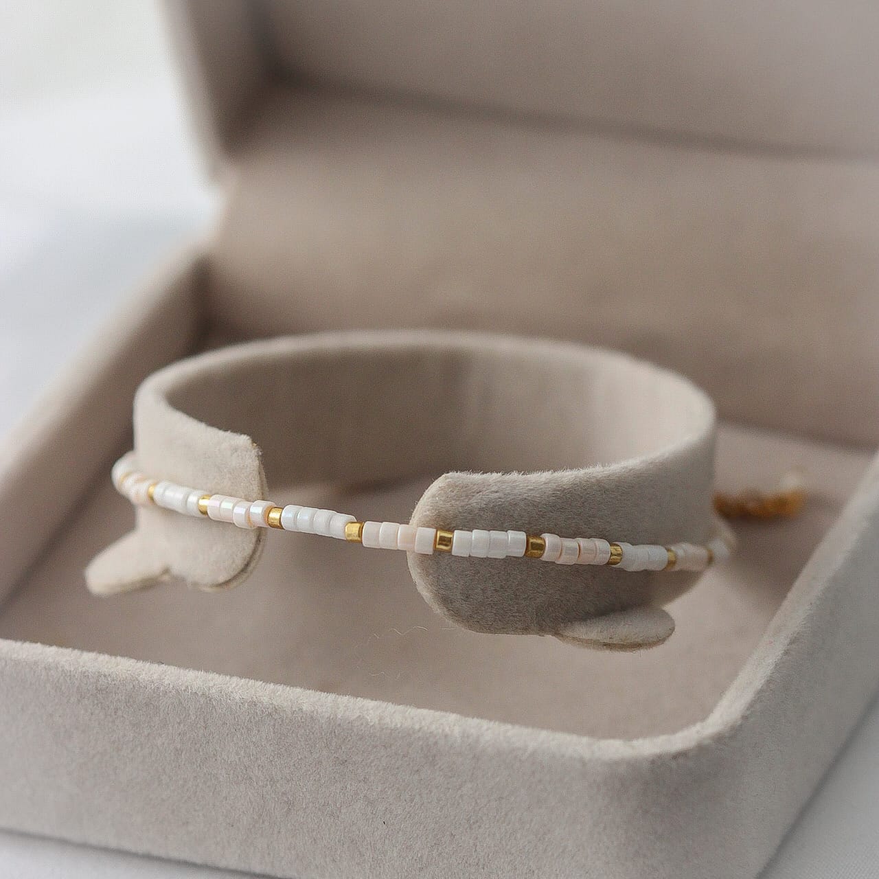 Dunia Armband, vergoldeter Edelstahl