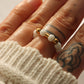 Gina Ring, Achat