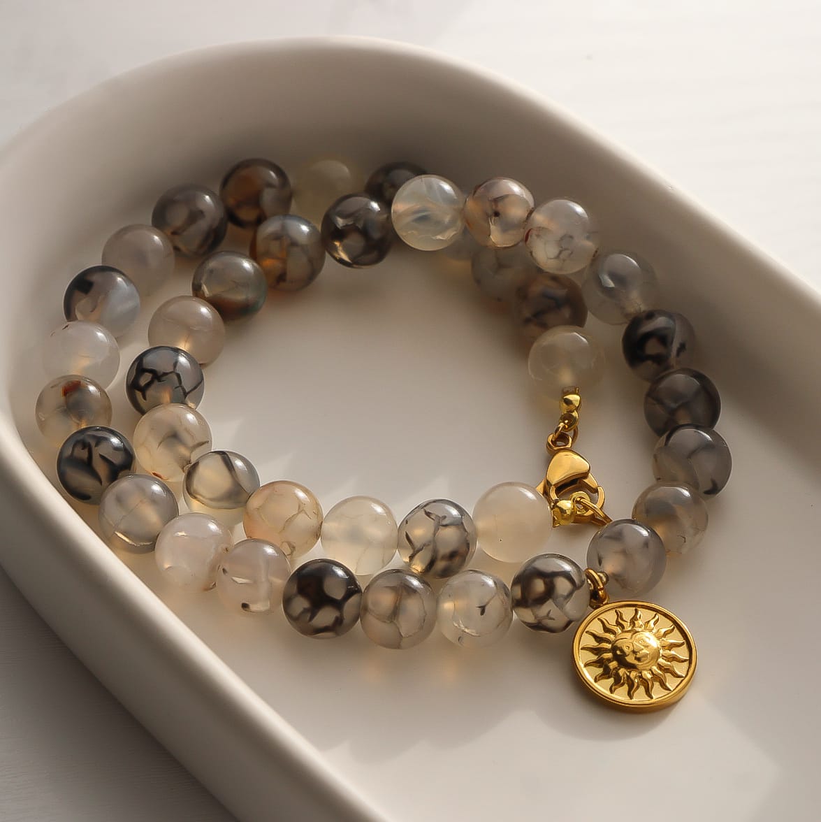 Kala Halskette, Achat