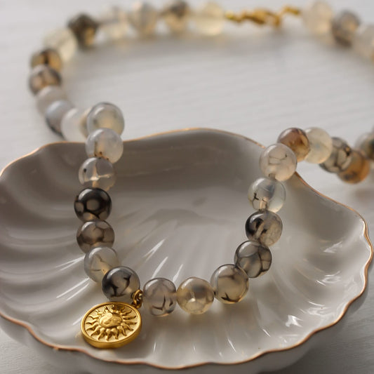 Kala Halskette, Achat