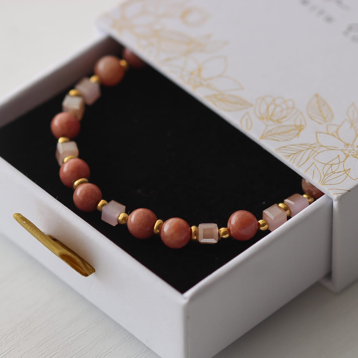 Marika Armband, Marmor