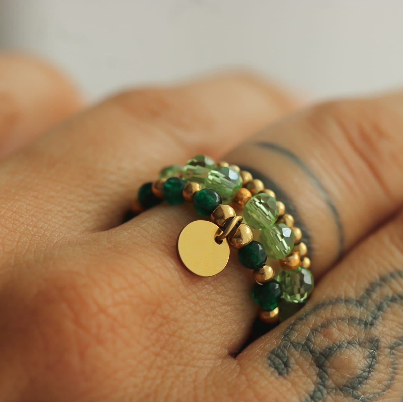 Leona Ring, Glaskristallen