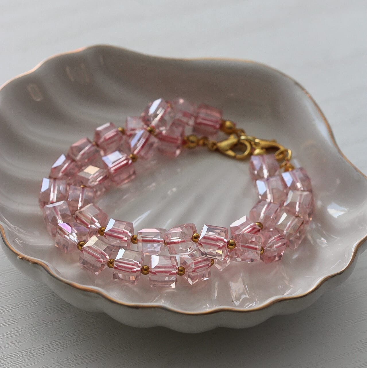 Rosa Armband, Glaskristallen