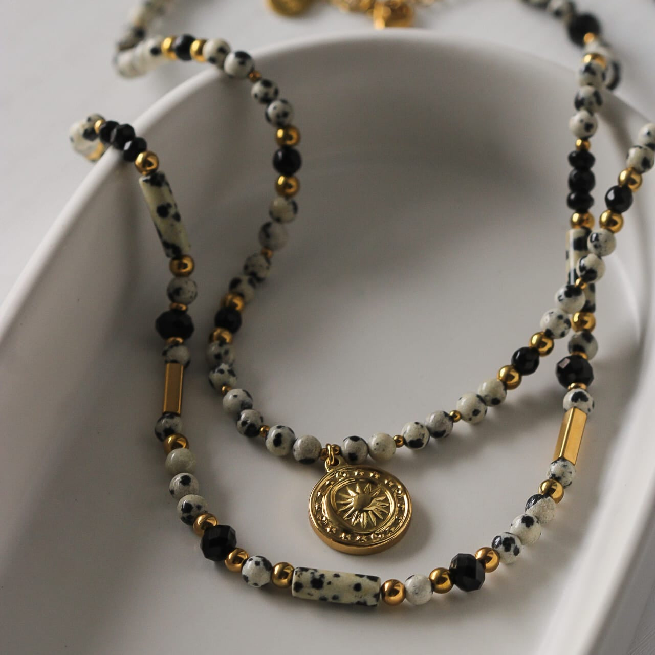 Kaja Halskette, Dalmatiner Jaspis