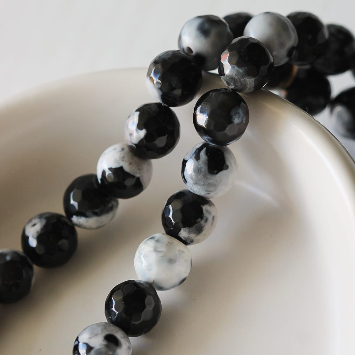 Yen Halskette, Zebra-Jaspis