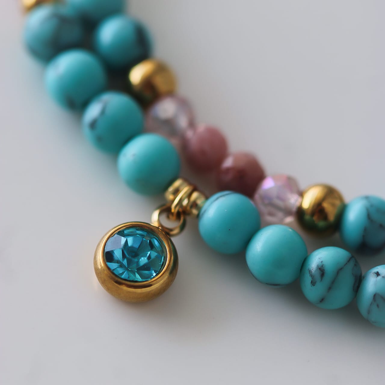 Eleni Halskette, Edelsteine