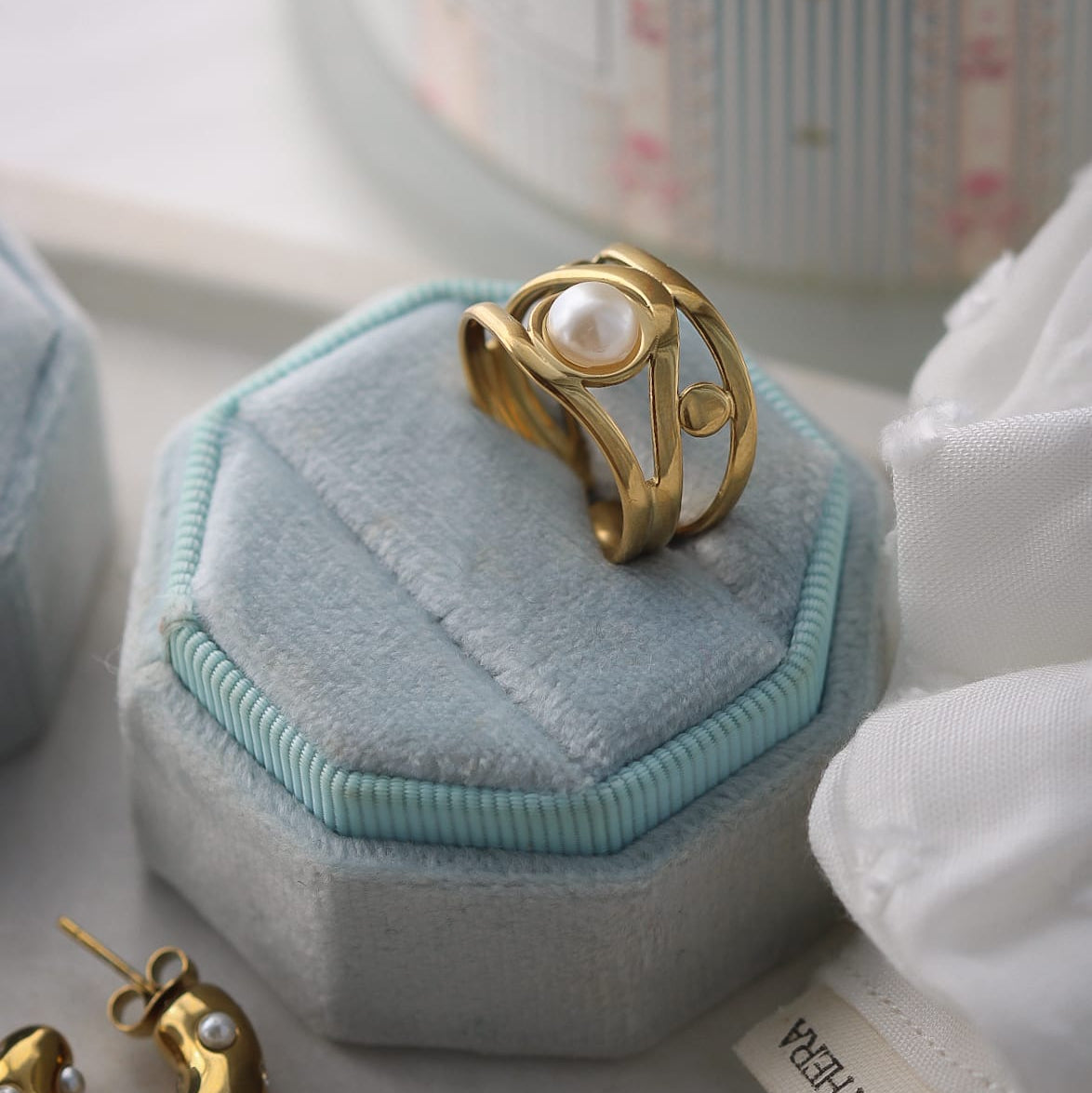 Alicja Ring, vergoldeter Edelstahl