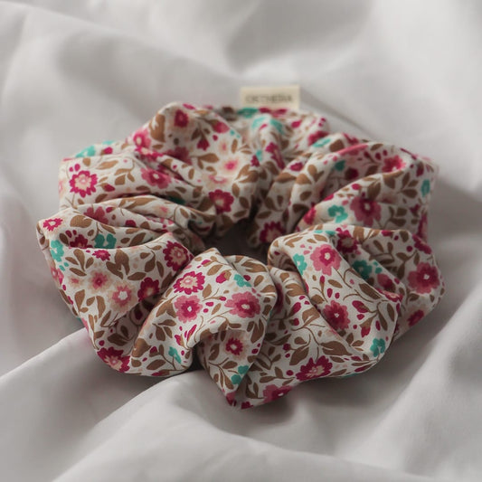 Amanda Scrunchie