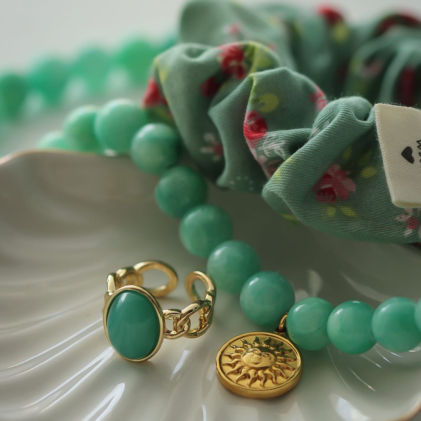Kala Halskette, Jade mint