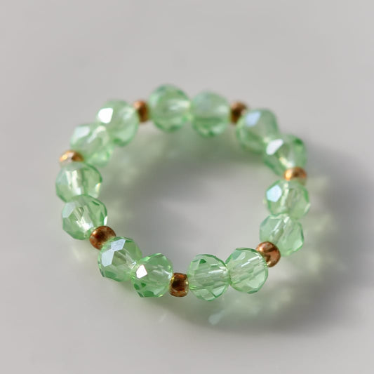 Leona Ring, Glaskristallen