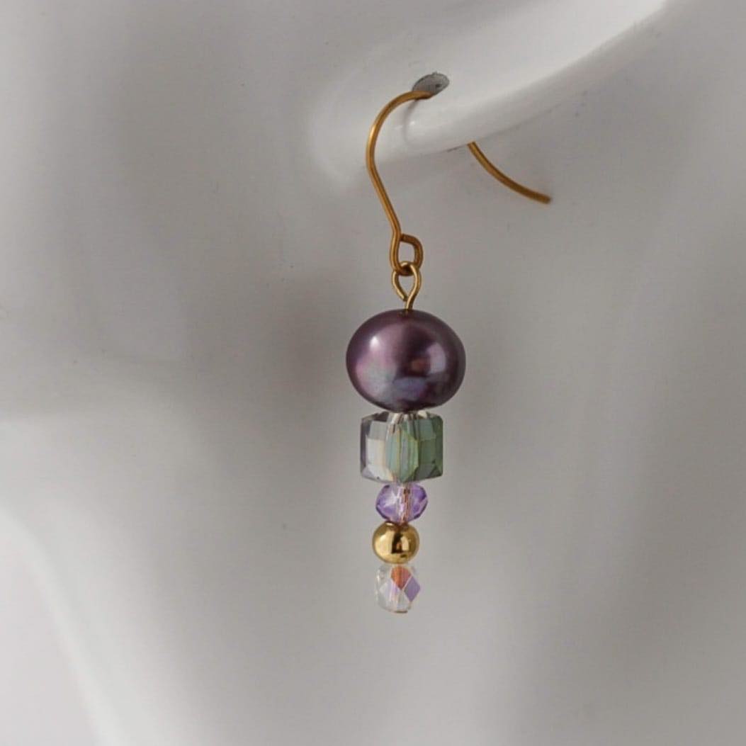 Violet Vergoldete Ohrringe mit Süßwasserperlen