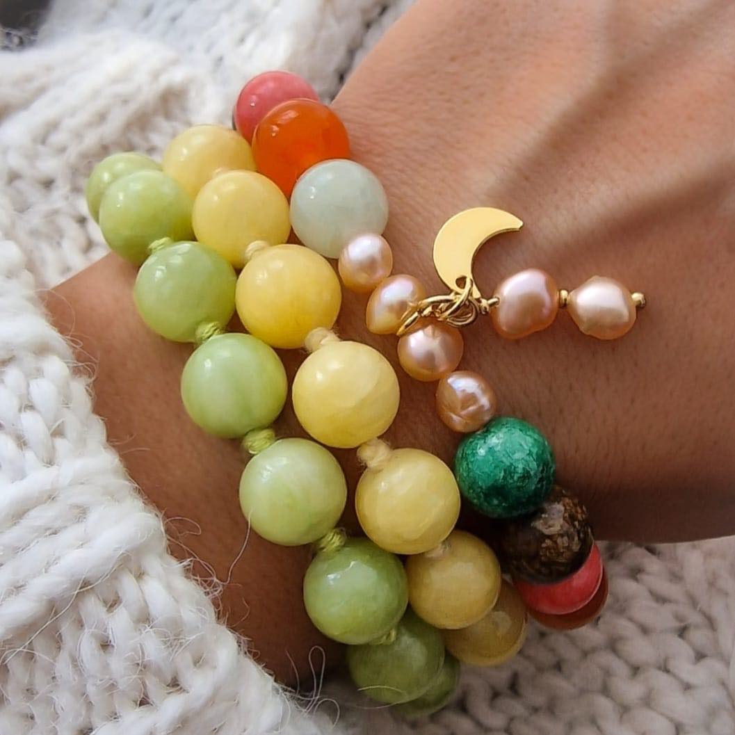Mond Armband aus bunten Marmor Steinen und Süßwasserperlen
