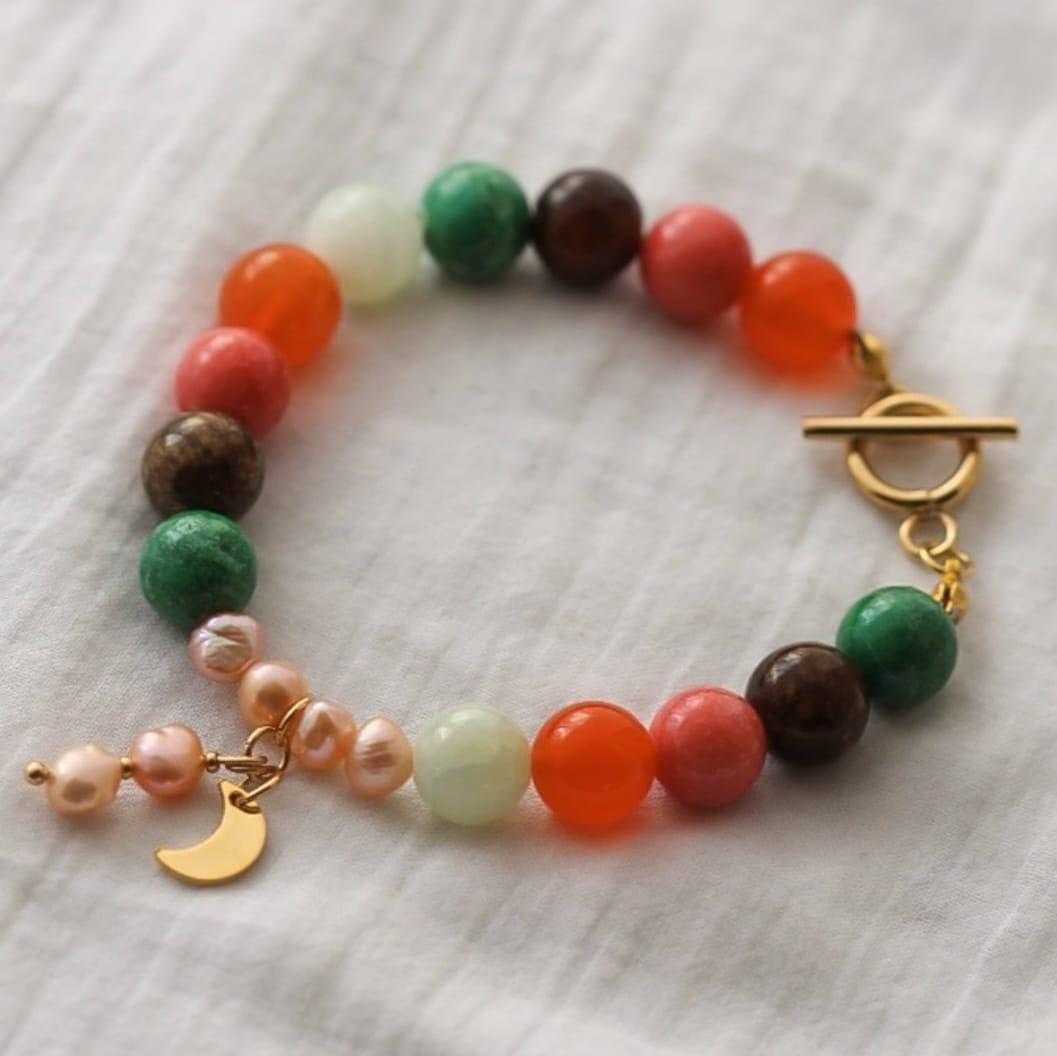 Mond Armband aus bunten Marmor Steinen und Süßwasserperlen