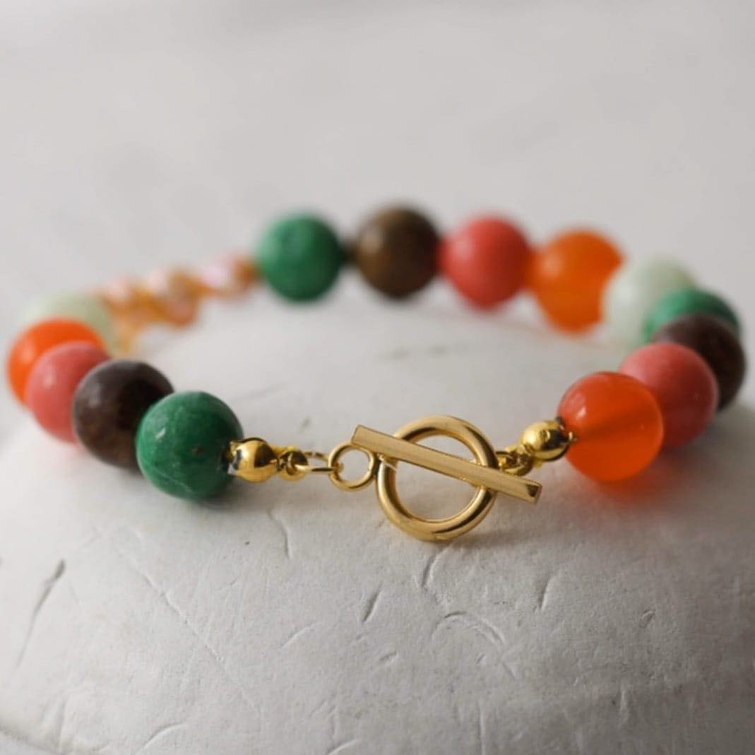 Mond Armband aus bunten Marmor Steinen und Süßwasserperlen