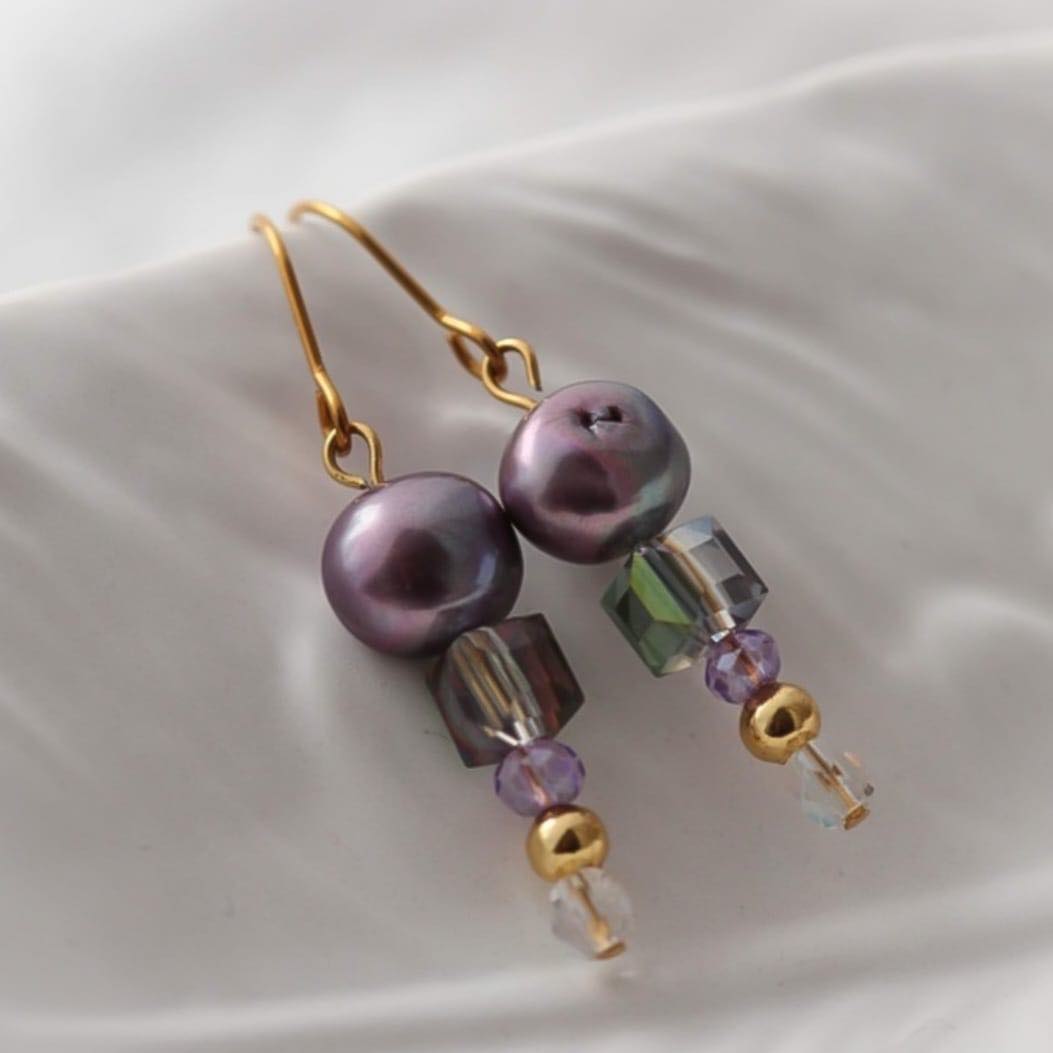 Violet Vergoldete Ohrringe mit Süßwasserperlen