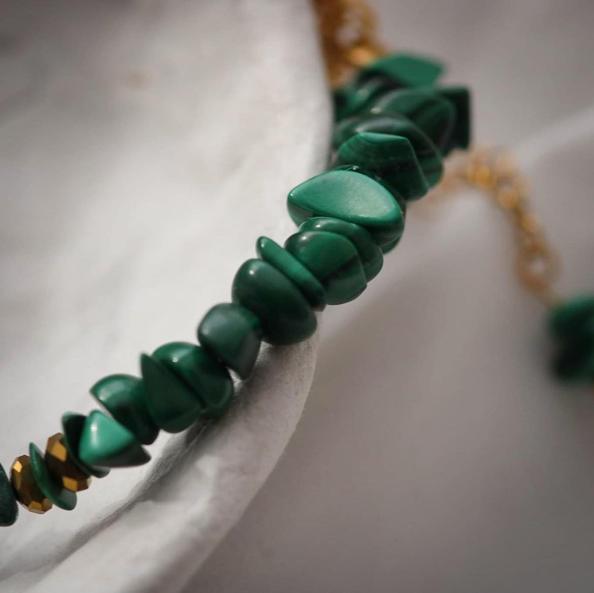 Lebensbaum Armband aus Malachit und Hämatit Steinen