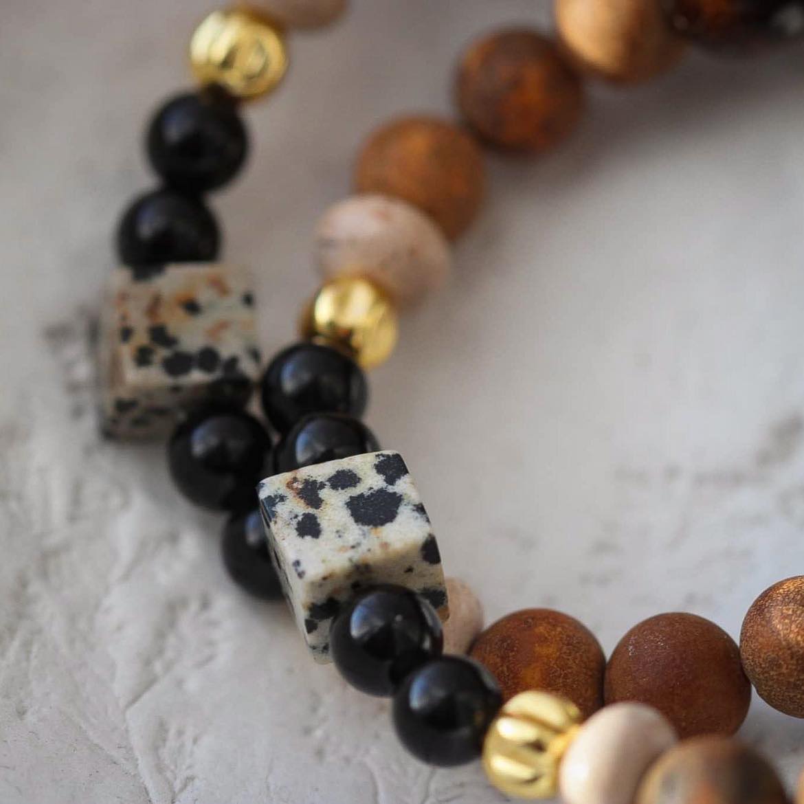 Terra Armband, Edelsteine und Holz